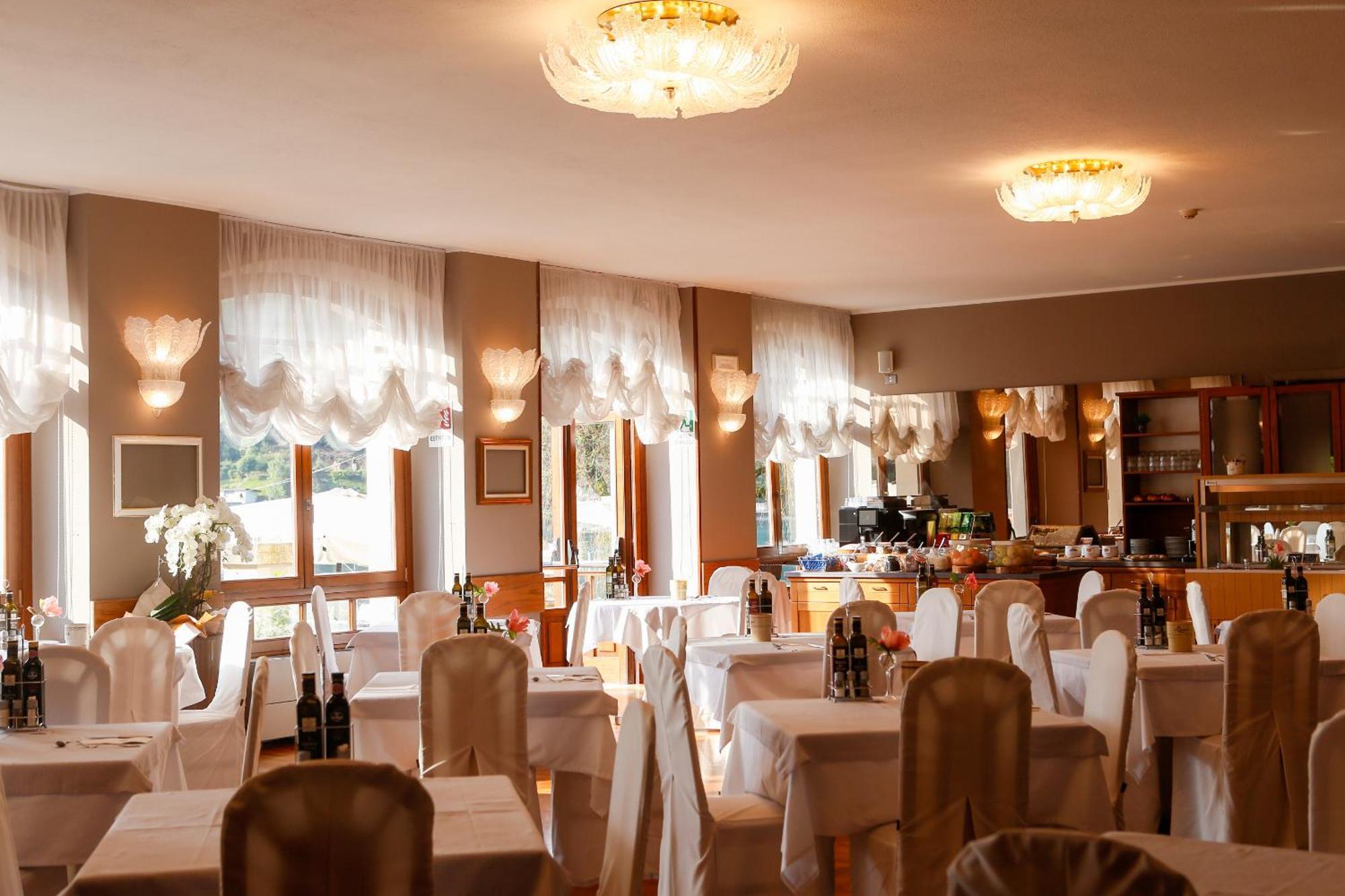 Hotel Lido Пьеве-ди-Ледро Экстерьер фото